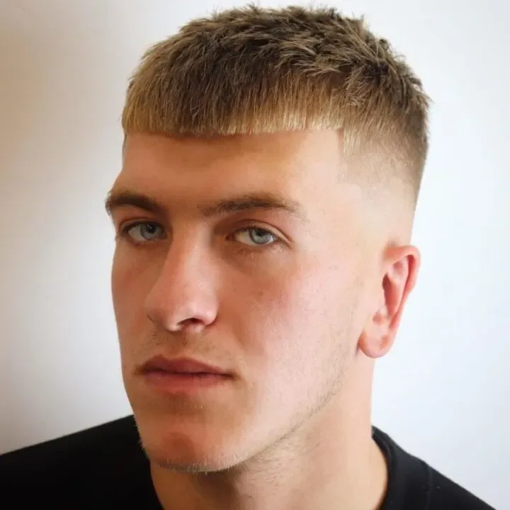 30+ French Crop Burst Fade: A Stylish Men’s Hairstyle 13 Frizzy French Crop Burst Fade