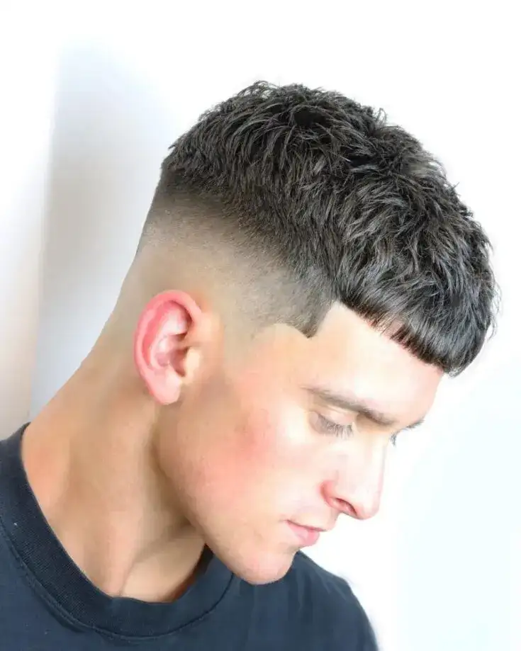 30+ French Crop Burst Fade: A Stylish Men’s Hairstyle 8 Textured French Crop Burst Fade